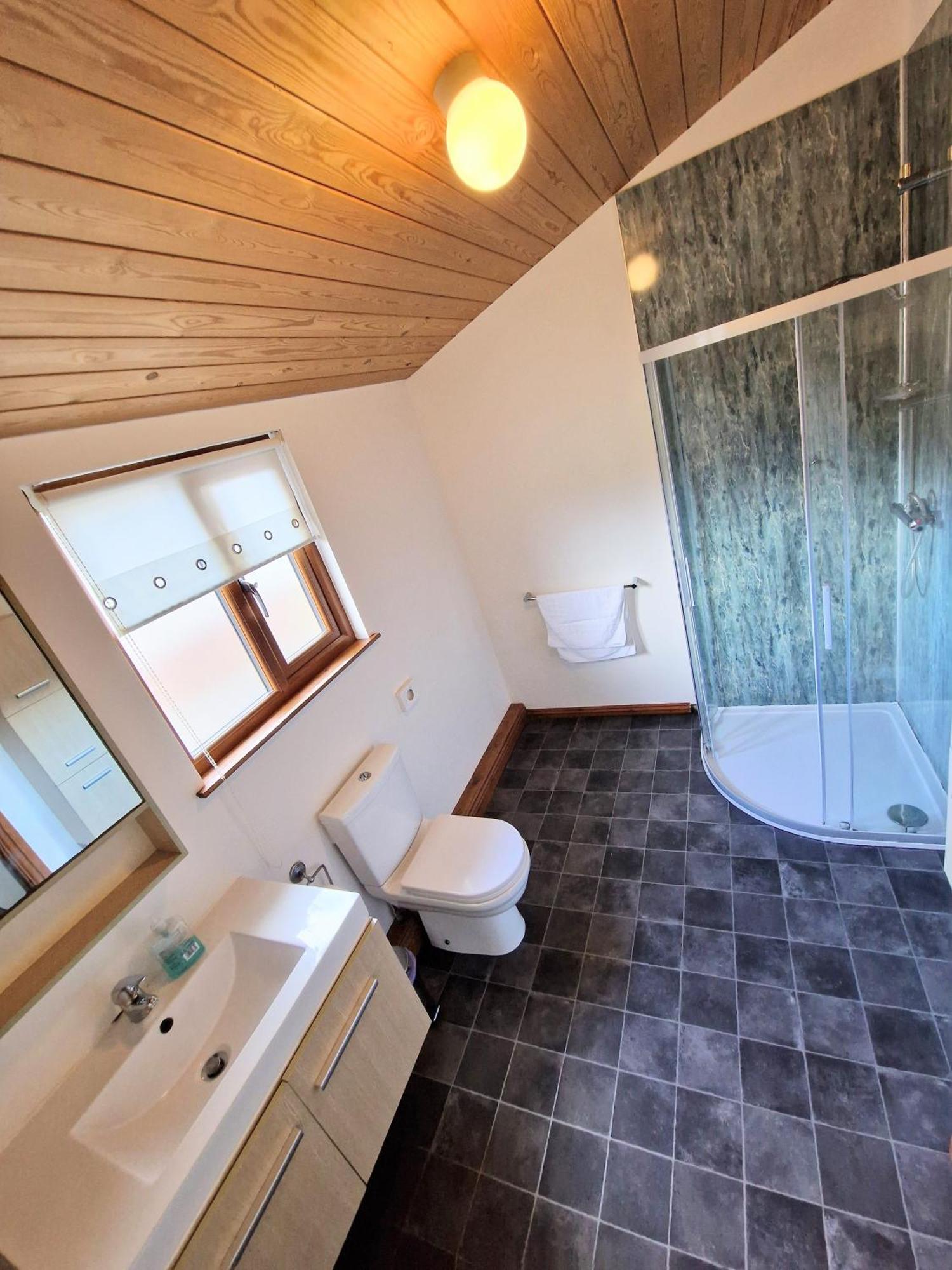 Kelty Ochil 9 With Private Hot Tub - Fife - Loch Leven - Lomond Hills - Pet Friendlyヴィラ エクステリア 写真